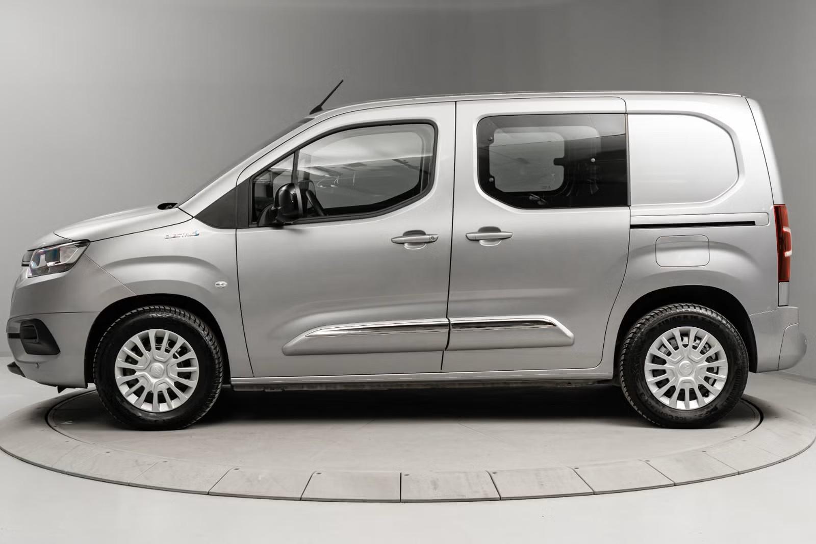 Varebiler til leie hos Toyota Sunnmøre